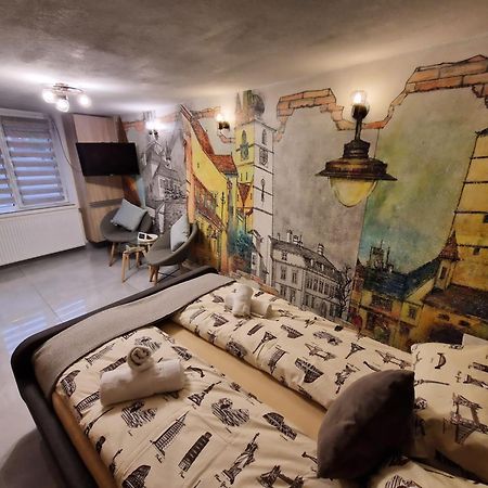 Old Town Studio Apartment Sibiu Eksteriør billede