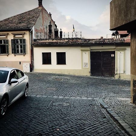 Old Town Studio Apartment Sibiu Eksteriør billede