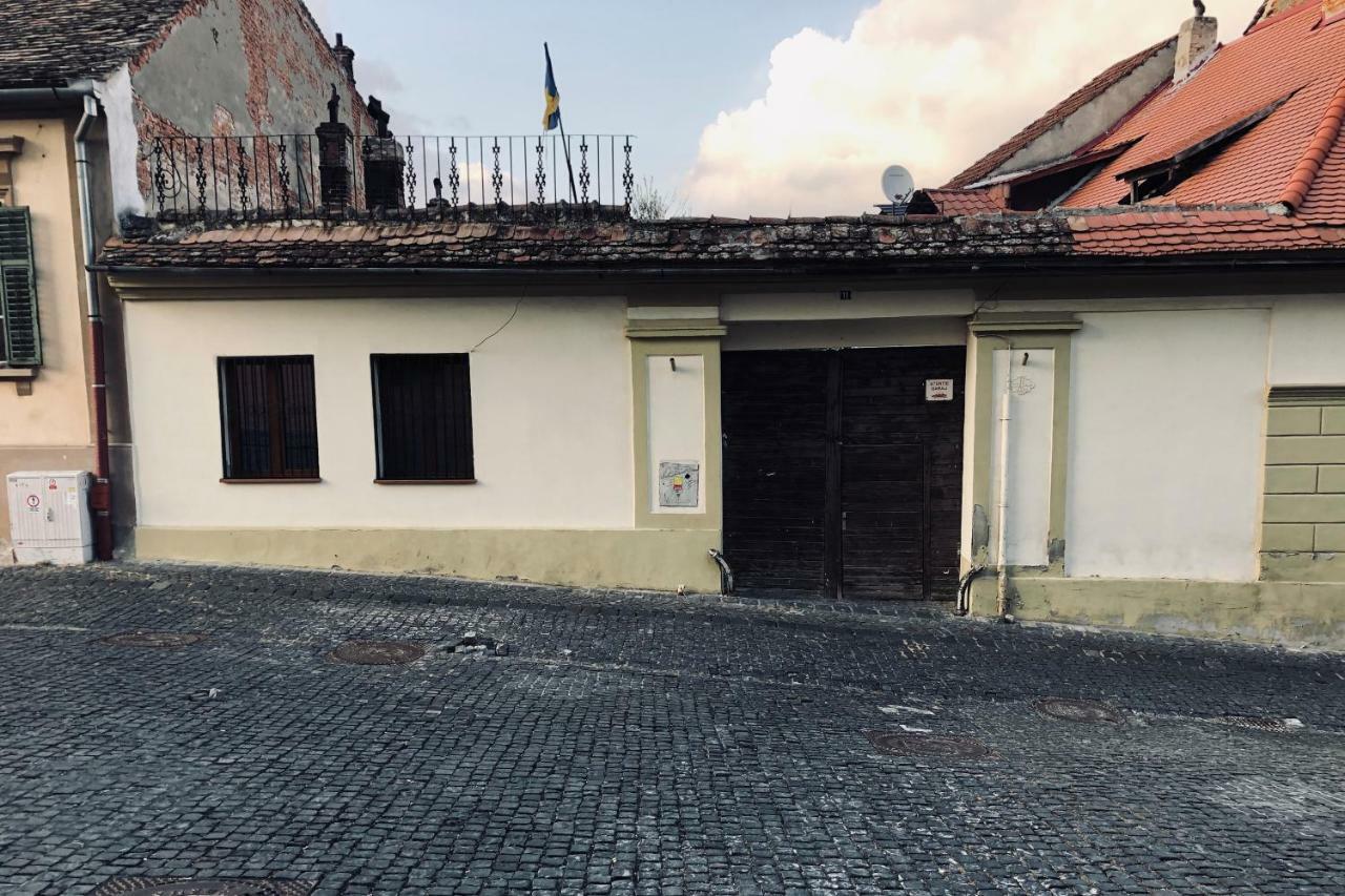 Old Town Studio Apartment Sibiu Eksteriør billede